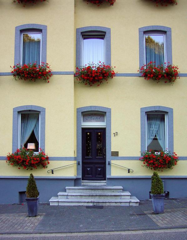 Hotel Lindenhof Monschau Esterno foto